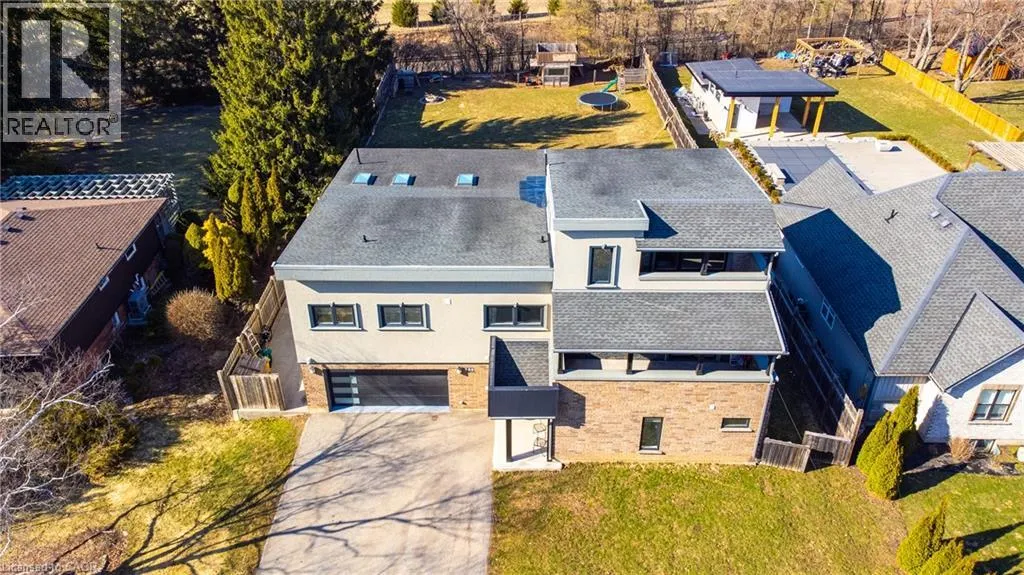 330 PIPER Street