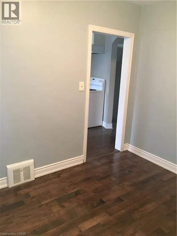 18 MERCHISON Avenue