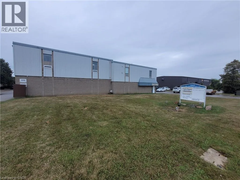 1033 PATTULLO Avenue Unit# 3, #3