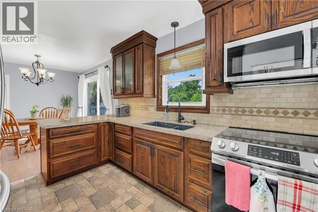 446 EAST 36TH Street