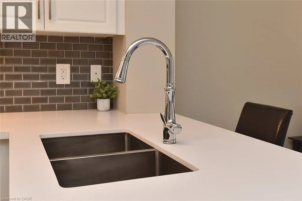5317 UPPER MIDDLE Road Unit# 231, #231
