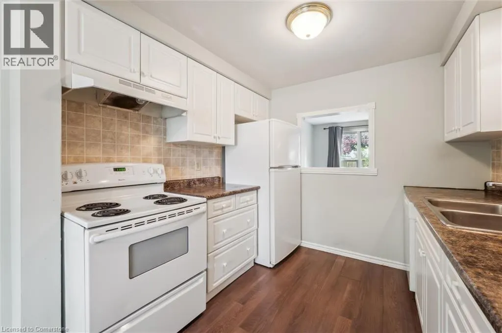210 GLAMIS Road Unit# 6, #6