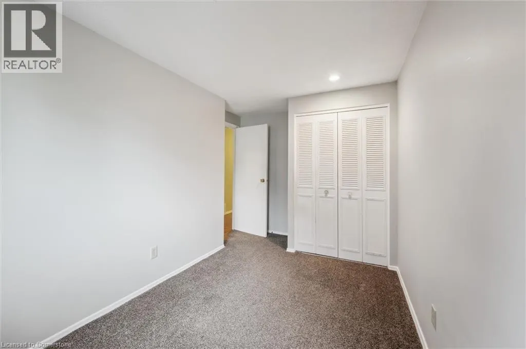 210 GLAMIS Road Unit# 6, #6