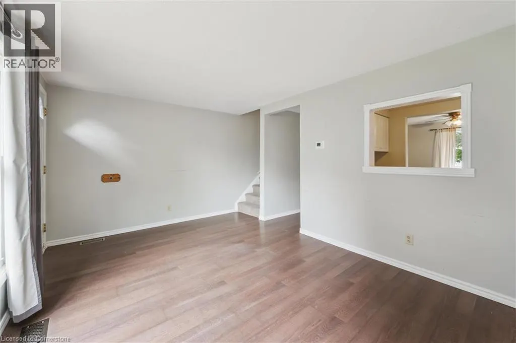 210 GLAMIS Road Unit# 6, #6