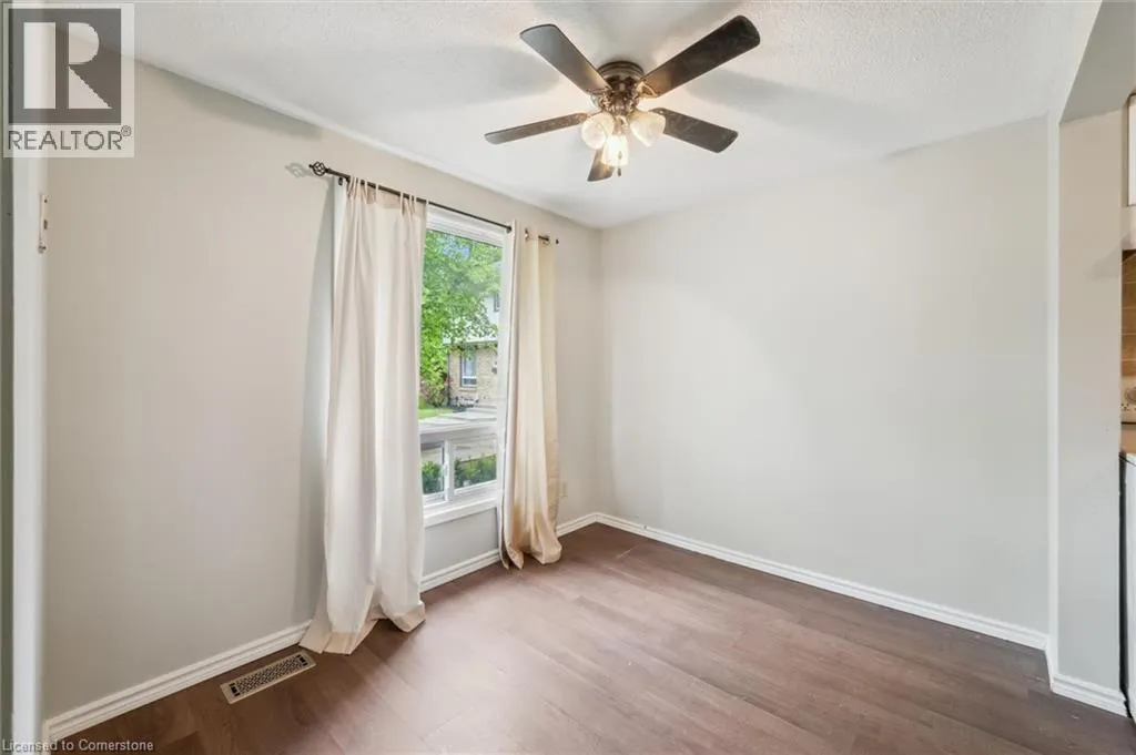 210 GLAMIS Road Unit# 6, #6