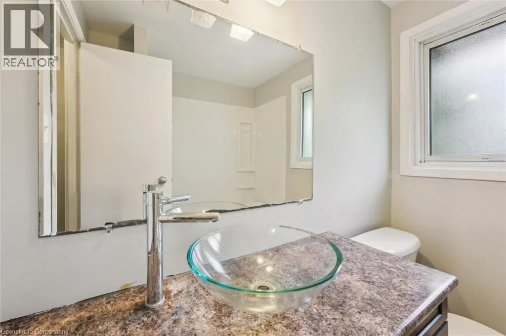 210 GLAMIS Road Unit# 6, #6