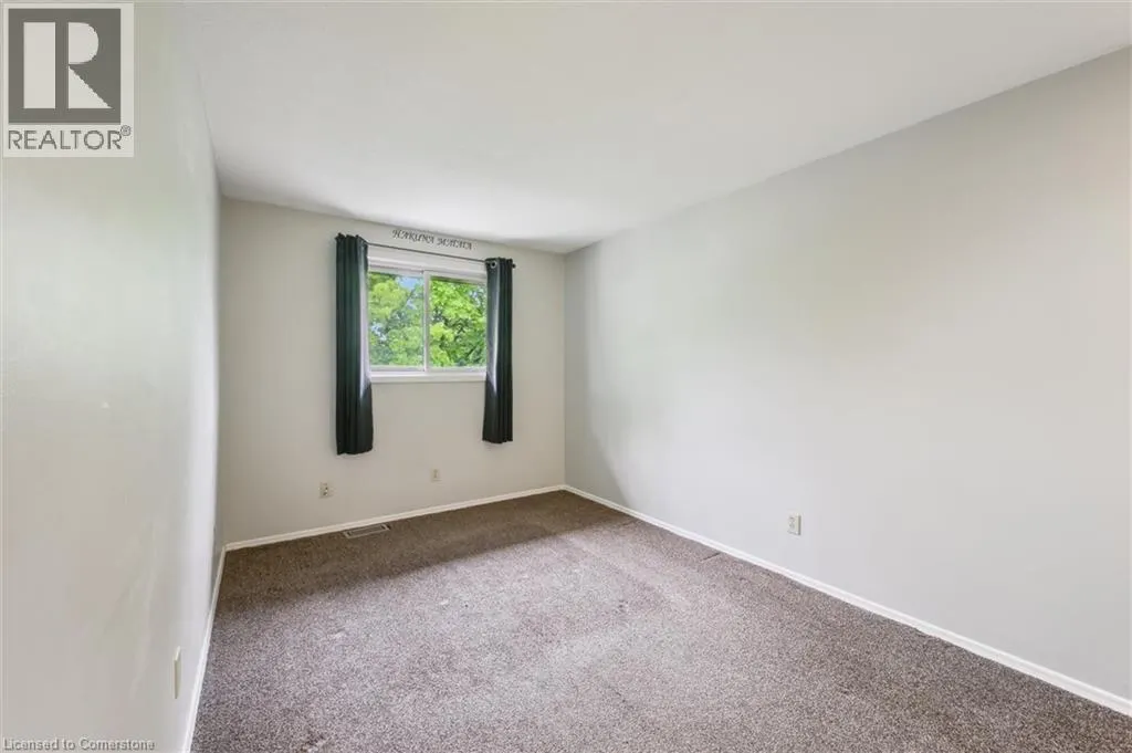 210 GLAMIS Road Unit# 6, #6
