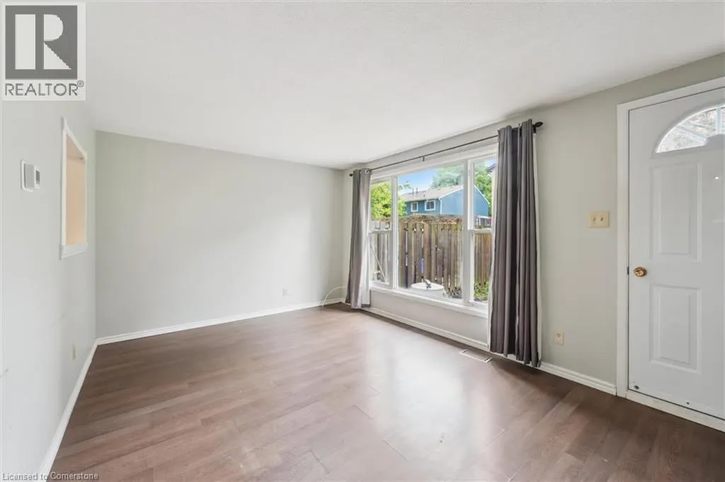 210 GLAMIS Road Unit# 6, #6
