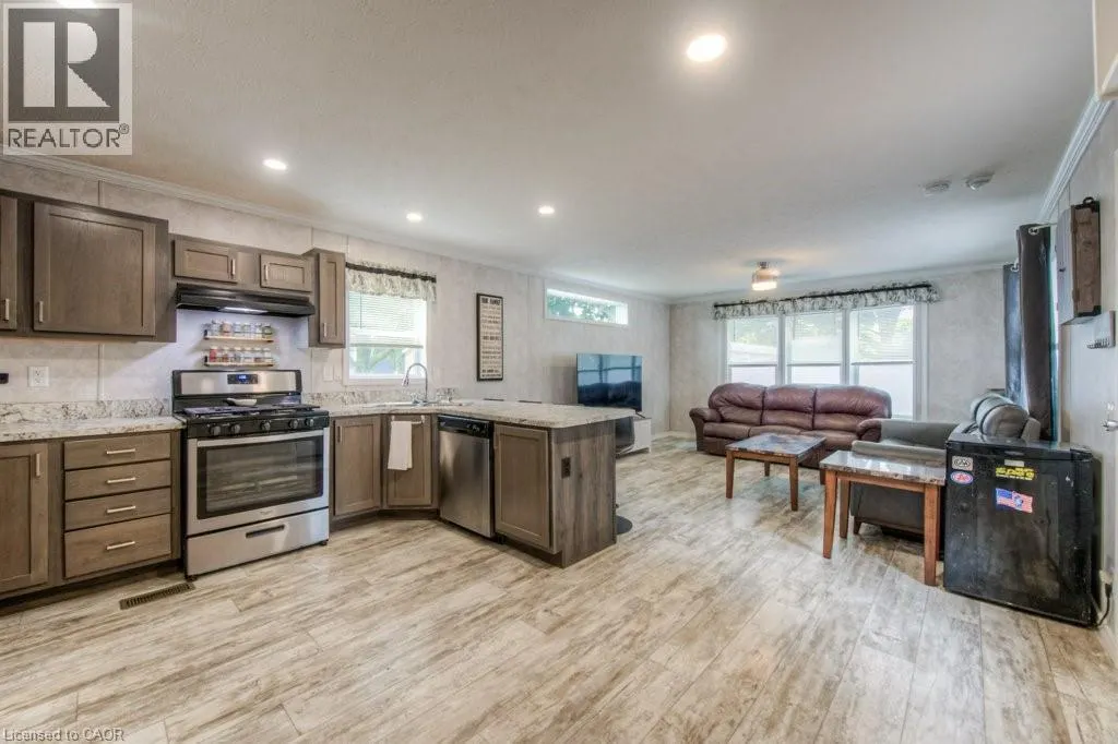 99 FOURTH CONCESSION Road Unit# 517, #517