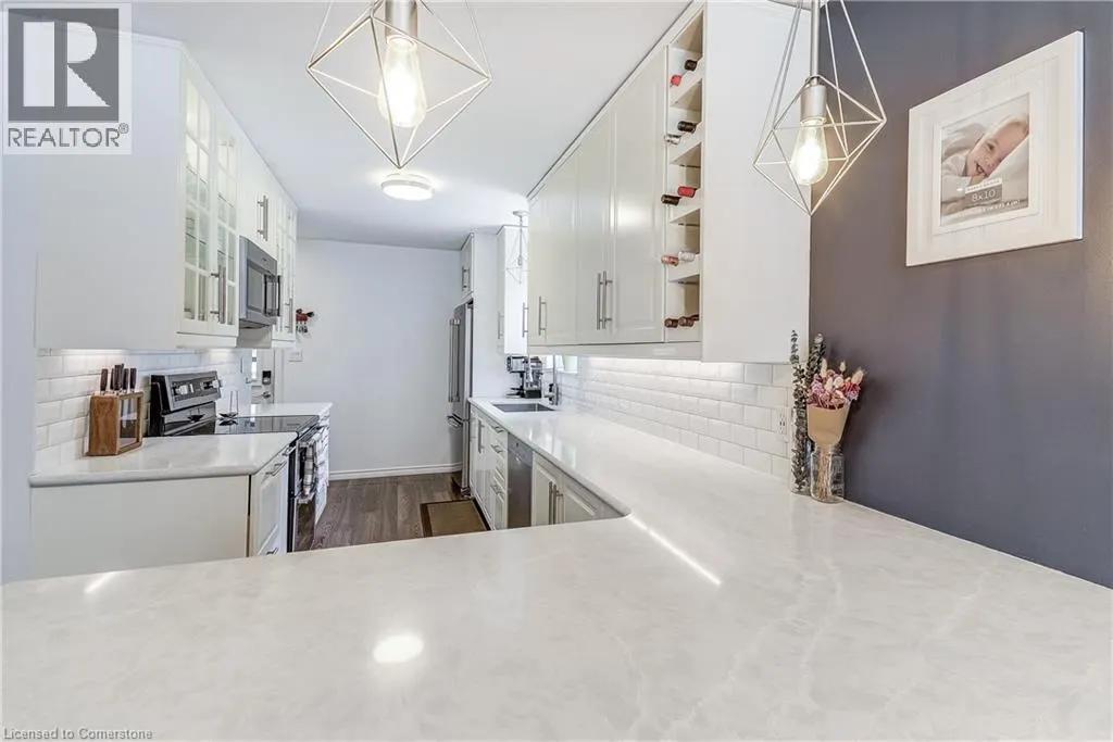 189 EAST 19TH Street