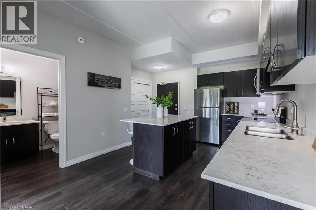 35 KINGSBURY Square Unit# 202, #202