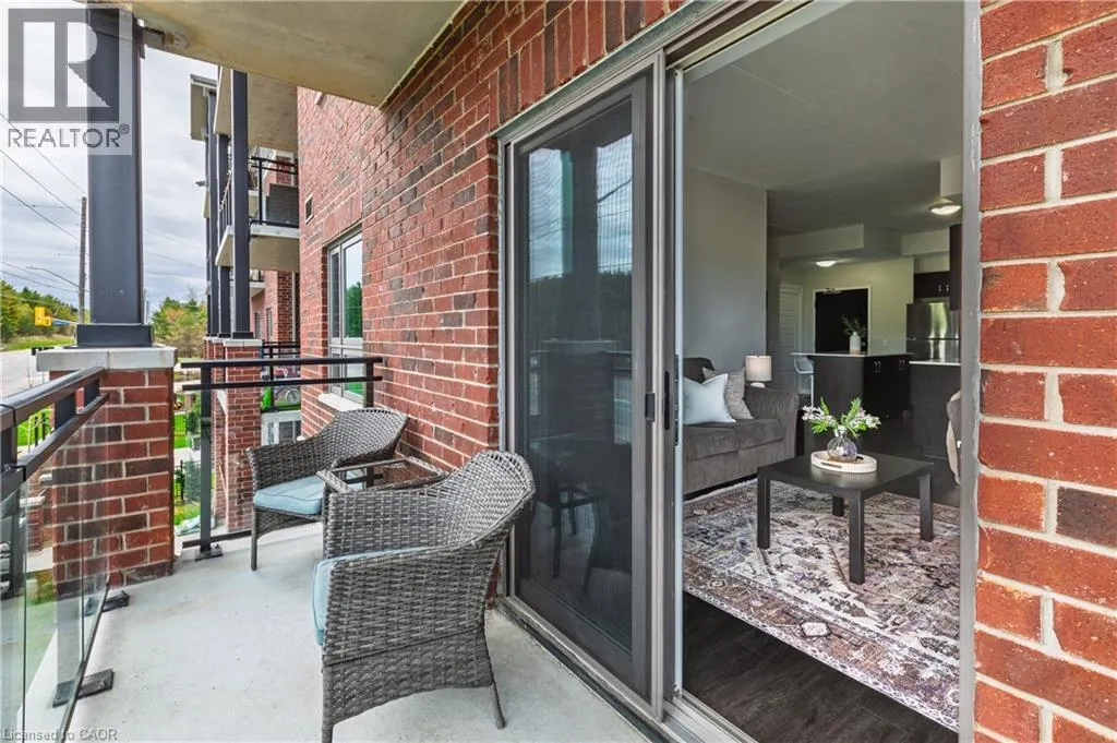 35 KINGSBURY Square Unit# 202, #202