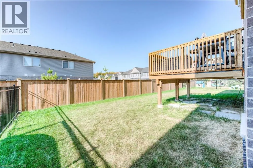 537 VALHALLA Crescent Unit# Lower, #Lower