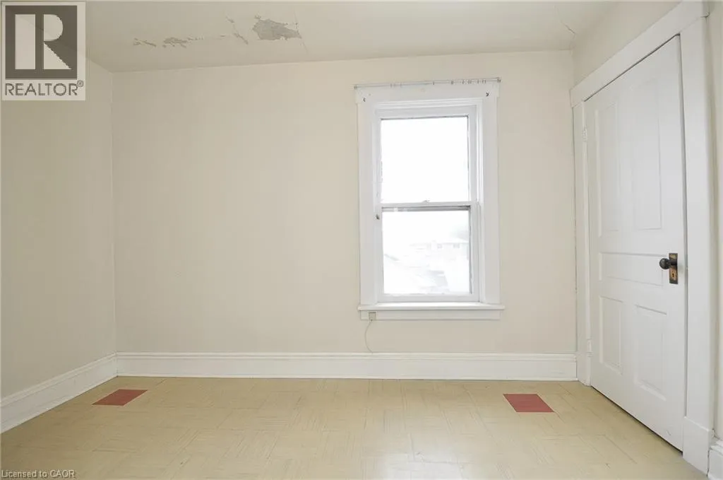 83 SHADE Street