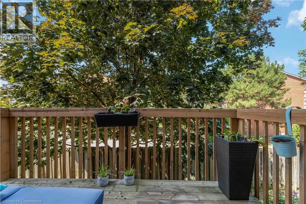 72 STONECHURCH Road W Unit# 37, #37