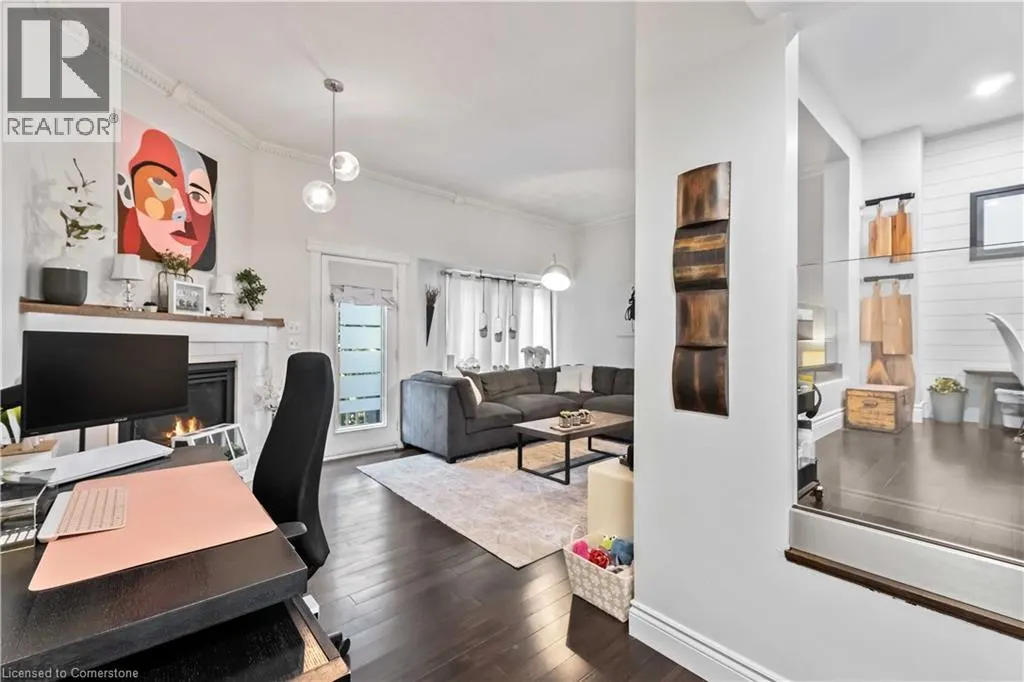 72 STONECHURCH Road W Unit# 37, #37