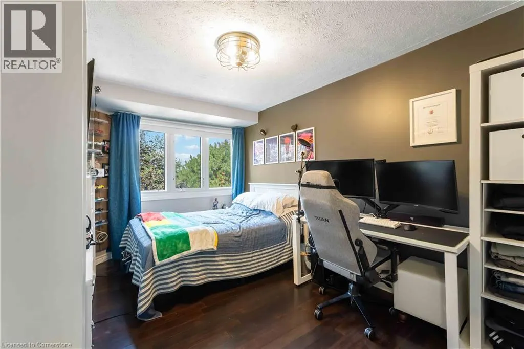 72 STONECHURCH Road W Unit# 37, #37