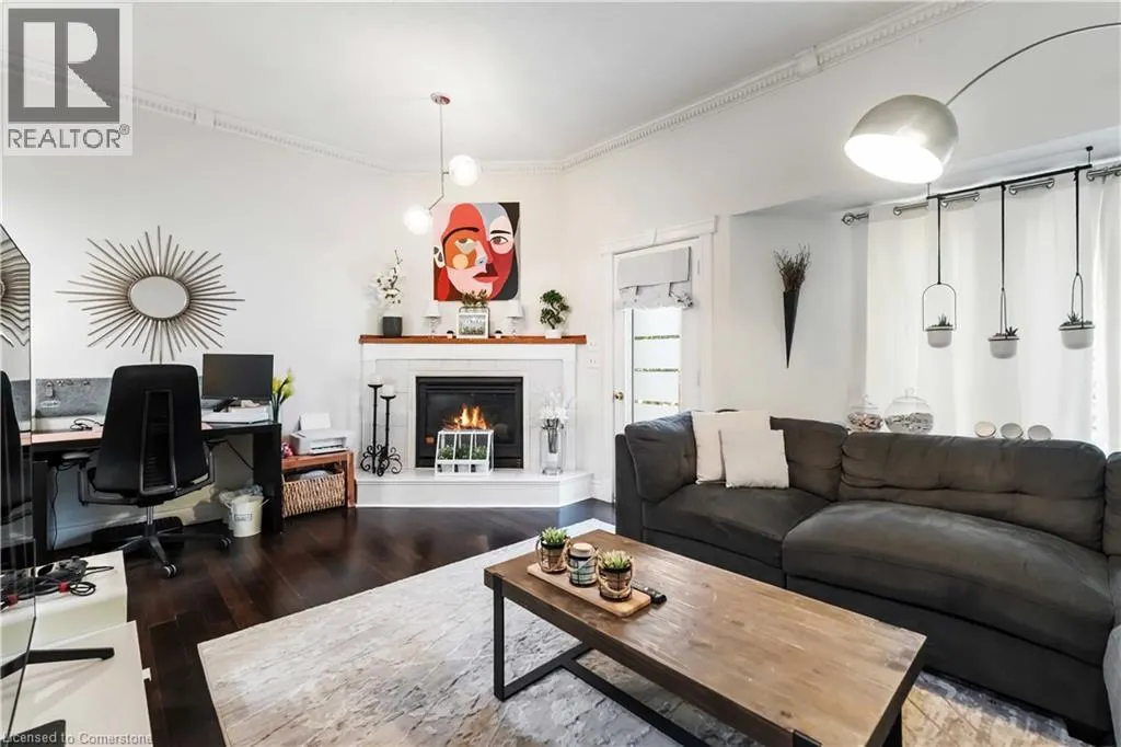 72 STONECHURCH Road W Unit# 37, #37