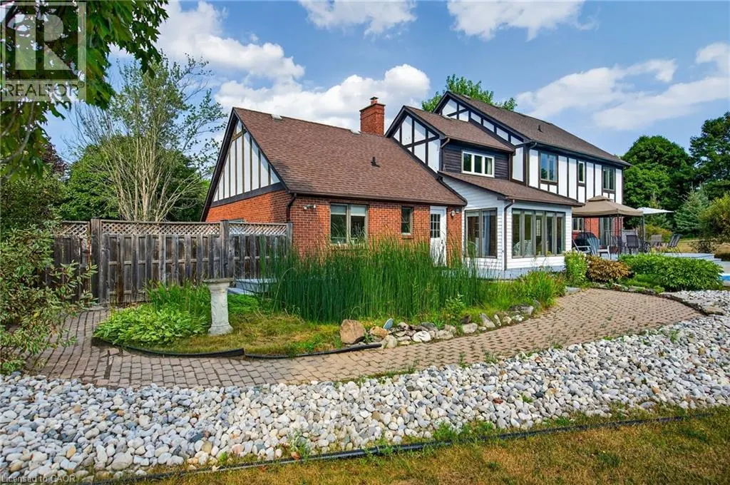 22 WENEIL Drive