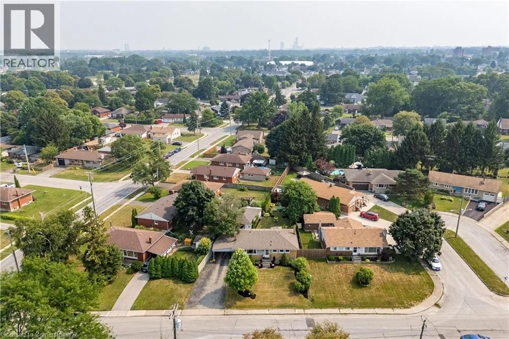 6000 MAYFAIR Drive