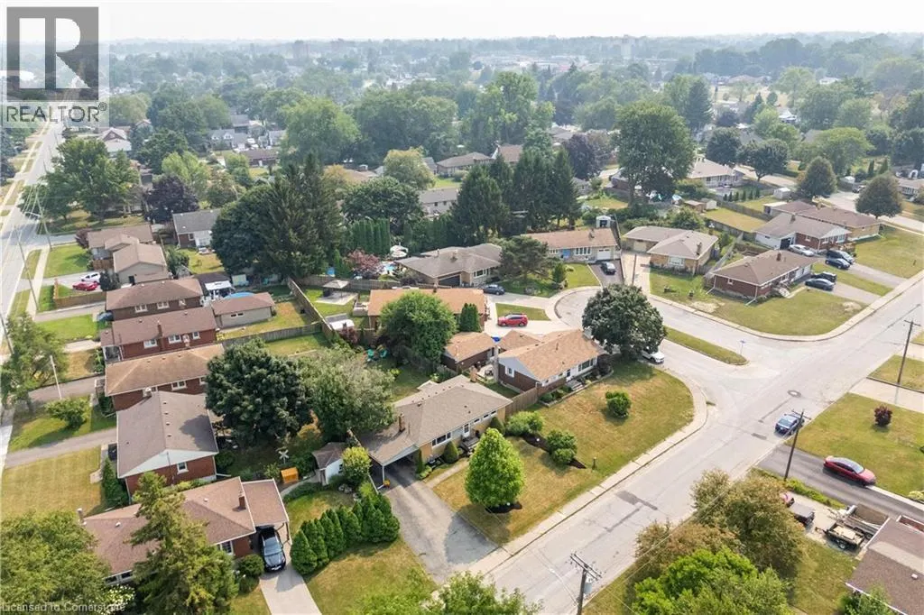6000 MAYFAIR Drive