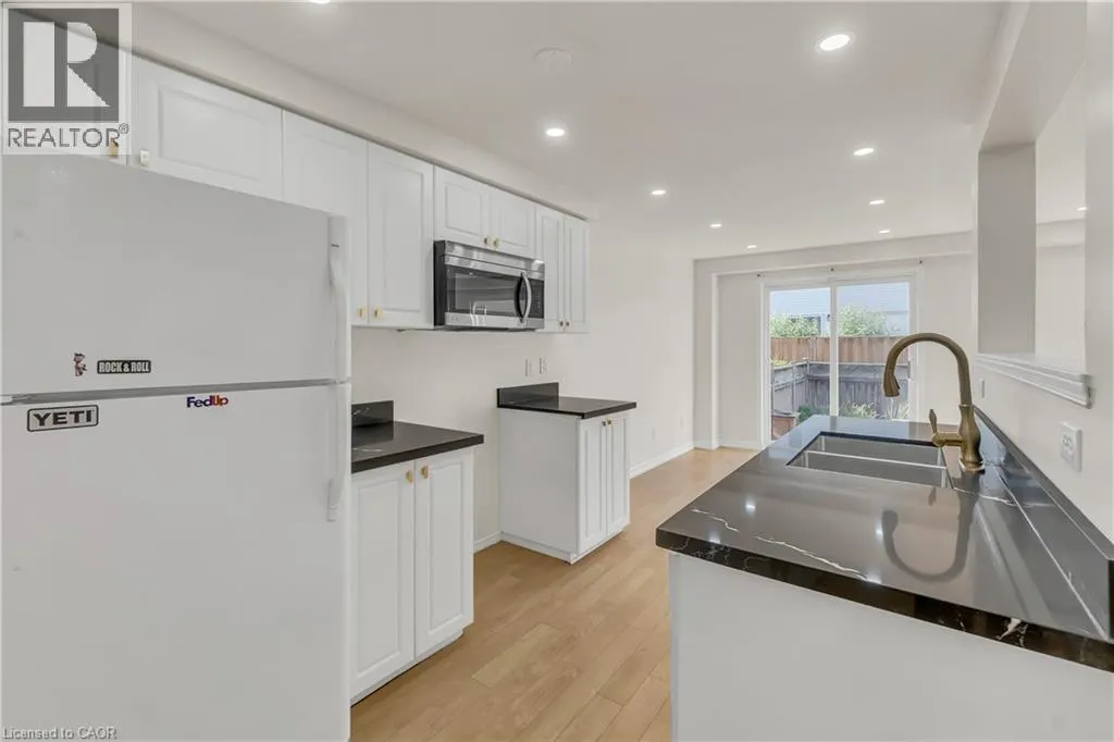 62 FOXGLOVE Crescent