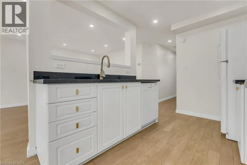 62 FOXGLOVE Crescent
