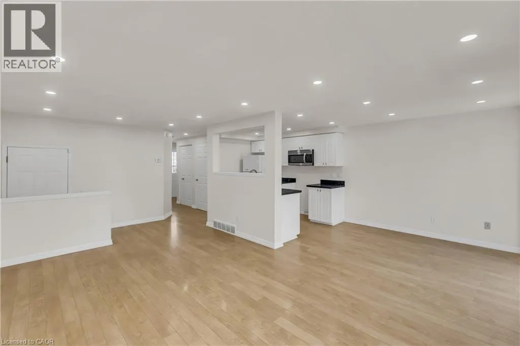 62 FOXGLOVE Crescent