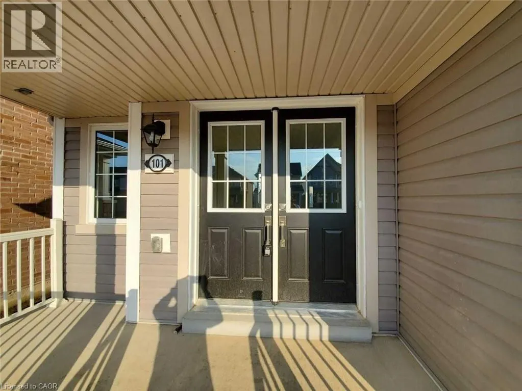 101 ESTHER Crescent