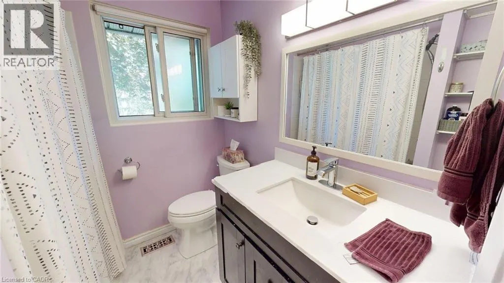 91 AVONWOOD Drive Unit# 17, #17