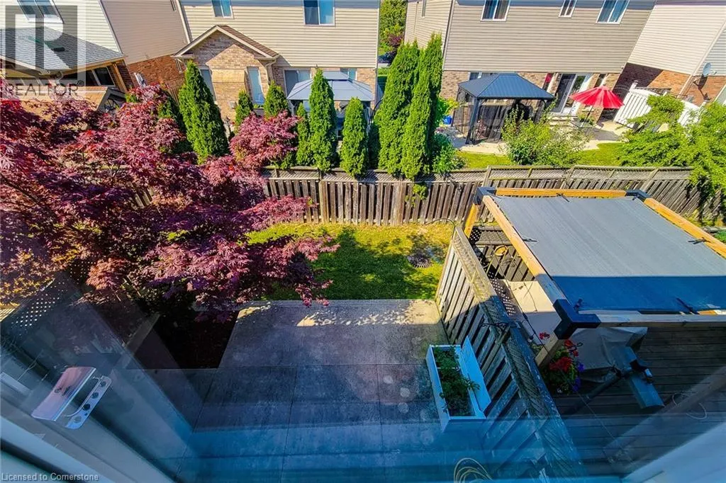 110 MARINA POINT Crescent