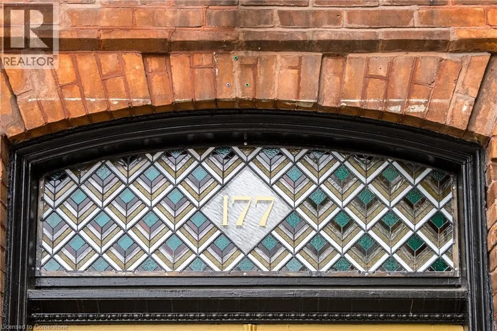 177 CHARLTON Avenue W