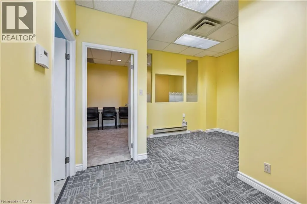 751 VICTORIA Street S Unit# 202, #202