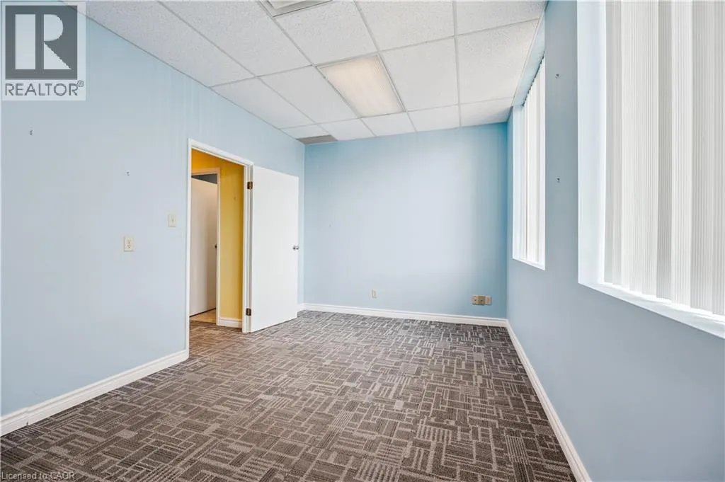751 VICTORIA Street S Unit# 202, #202