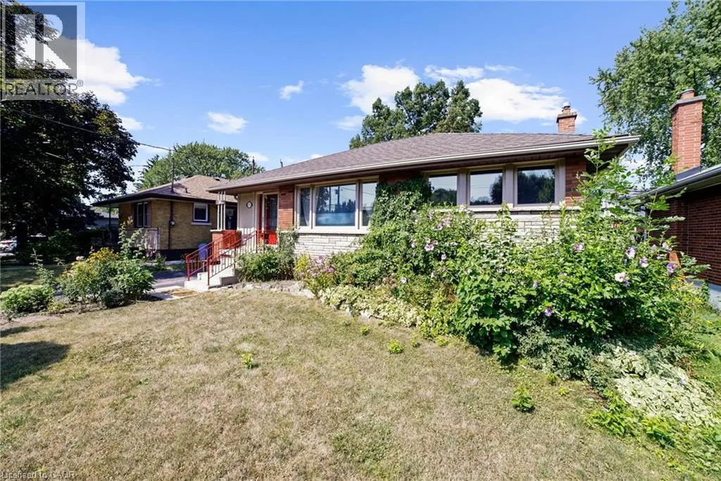 272 UPPER PARADISE Road Unit# A, #A