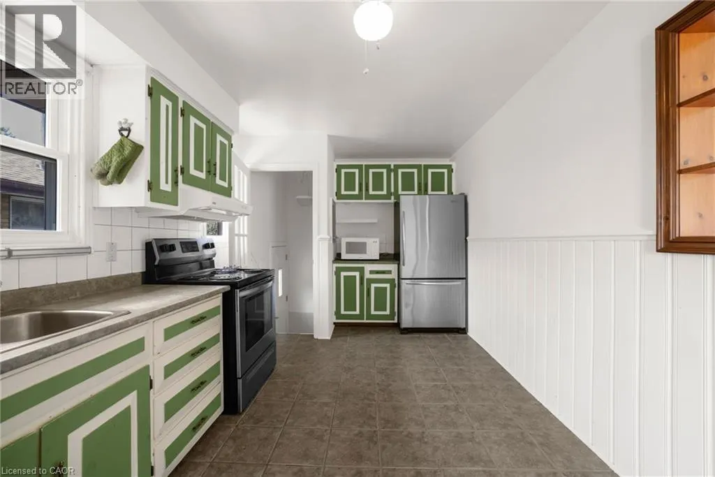 272 UPPER PARADISE Road Unit# A, #A