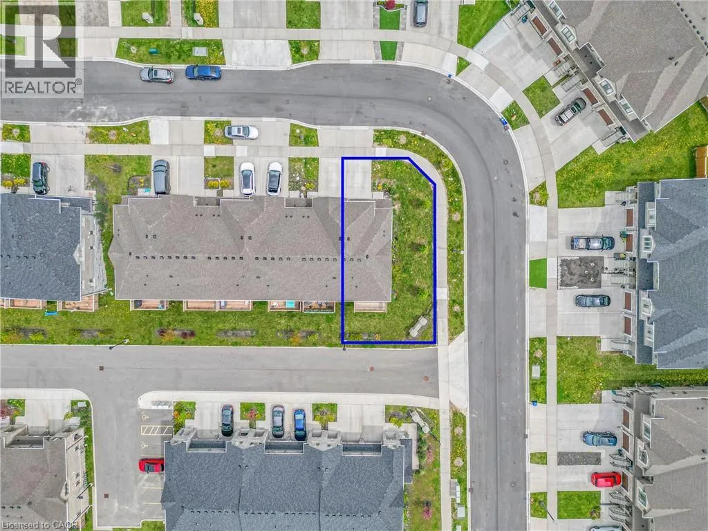 121 HOLLYBROOK Trail