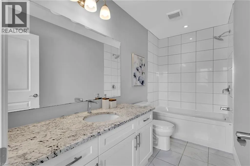 121 HOLLYBROOK Trail