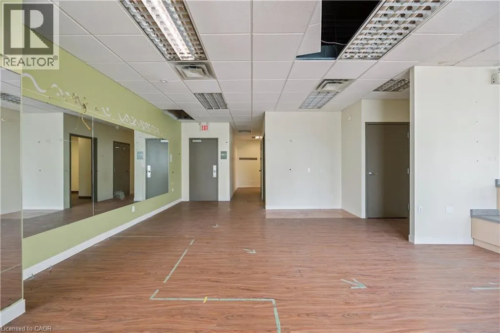 751 VICTORIA Street S Unit# 200, #200