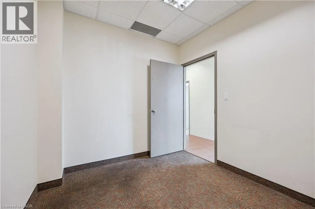 751 VICTORIA Street S Unit# 200, #200
