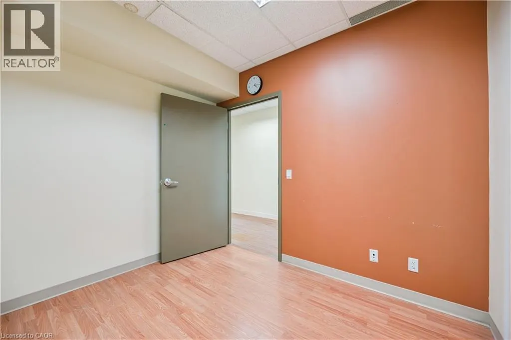 751 VICTORIA Street S Unit# 200, #200