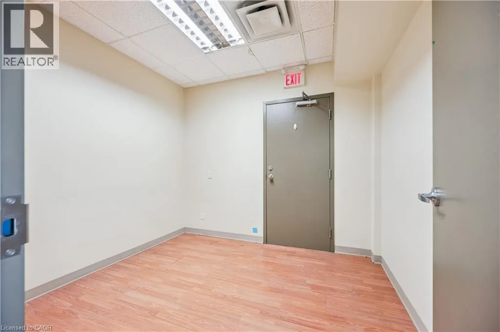 751 VICTORIA Street S Unit# 200, #200