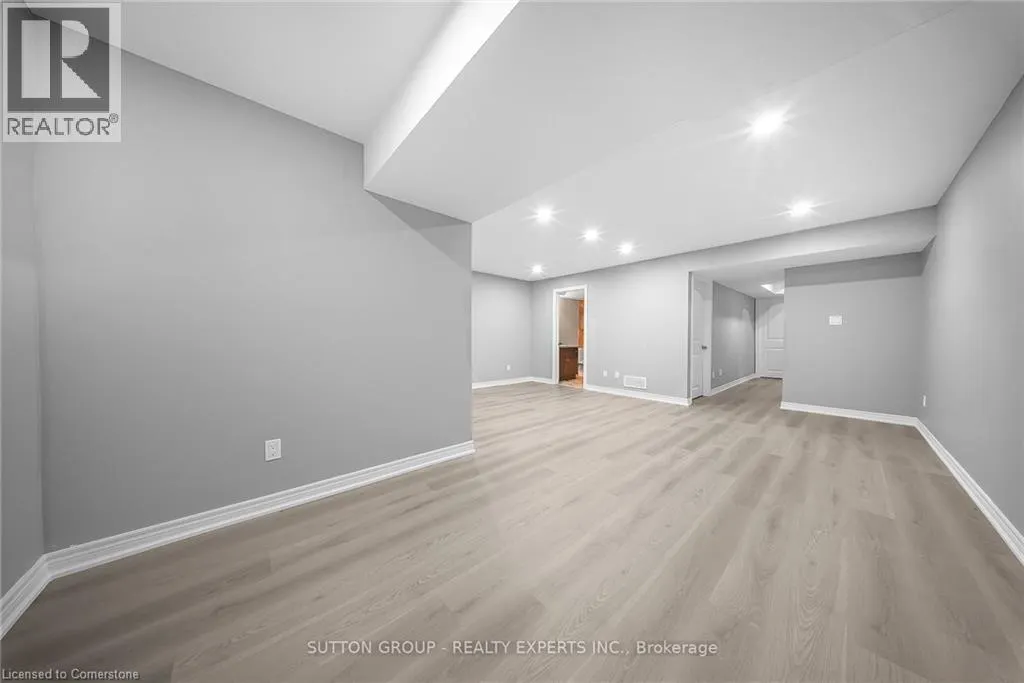 1441 DUNKIRK Avenue