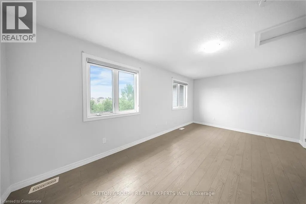 1441 DUNKIRK Avenue