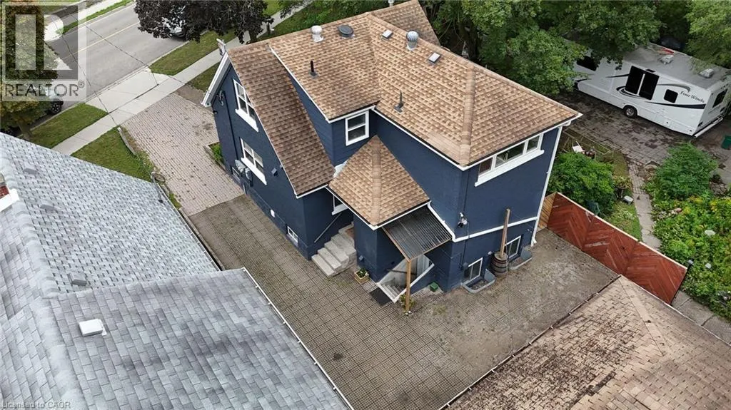 604 GUELPH Street