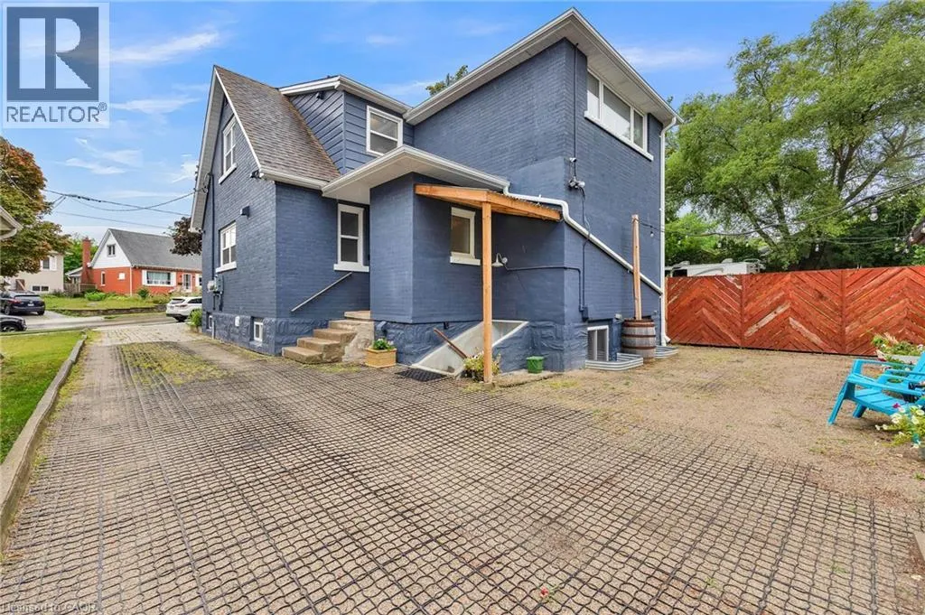 604 GUELPH Street