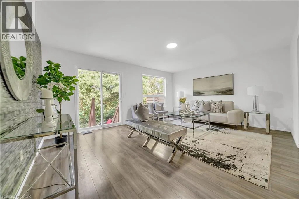 22 CHESTER Drive