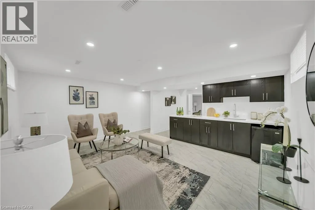22 CHESTER Drive