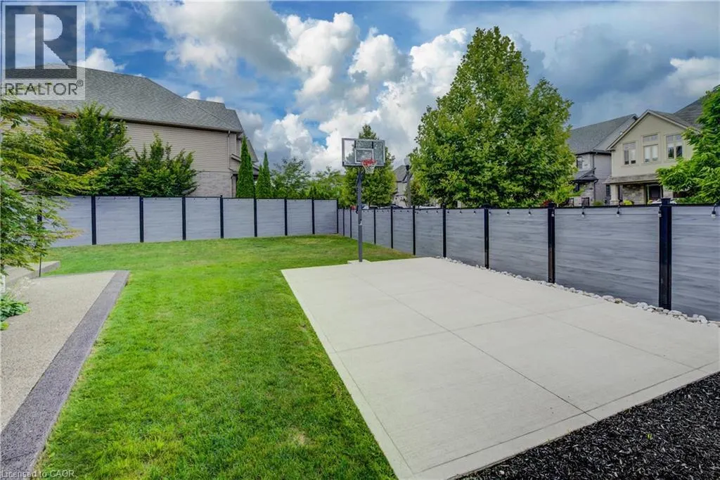 11 DEER CREEK Street
