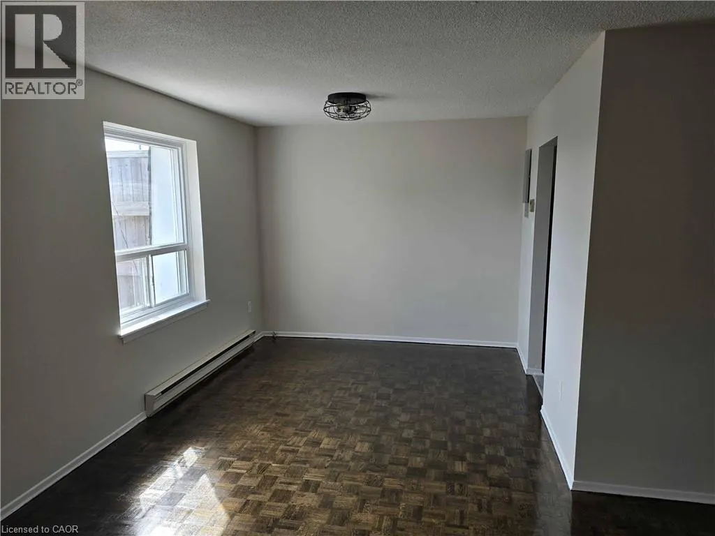 5291 LAKESHORE Road Unit# 101, #101